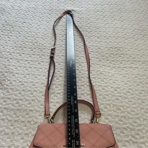Michael Kors Blush Pink Crossbody Bag
~ Ava Small Quilted Saffiano Leather - Picture 10 of 16
